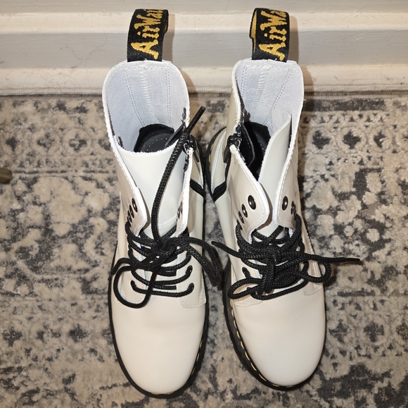 Dr Martens Jadon Boot Smooth Leather Platforms - Picture 6 of 7